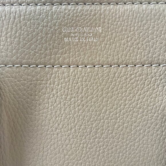 Giorgio Armani Le Sac NEW Leather Tote - Picture 14 of 15